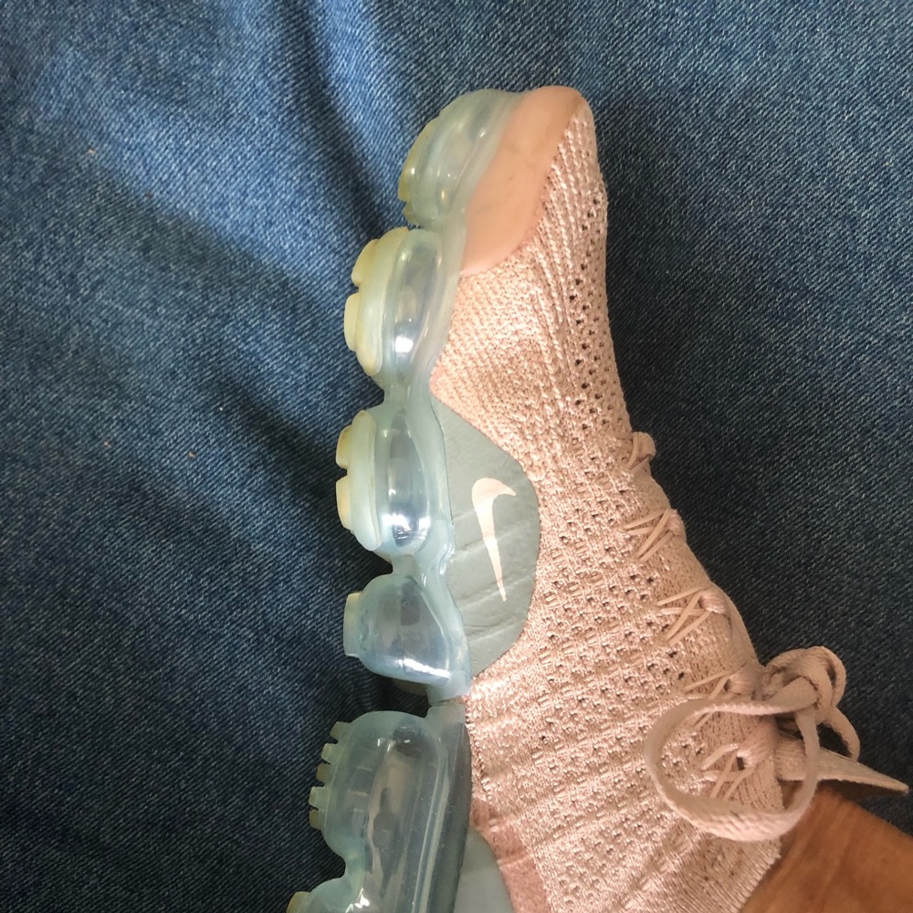 Vapormax ladies size 7